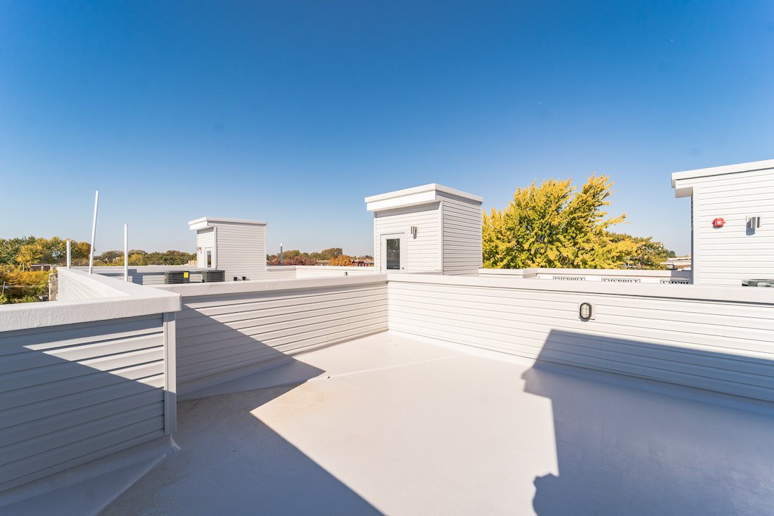 1750-n-22nd-st-303-roofdeck.jpg