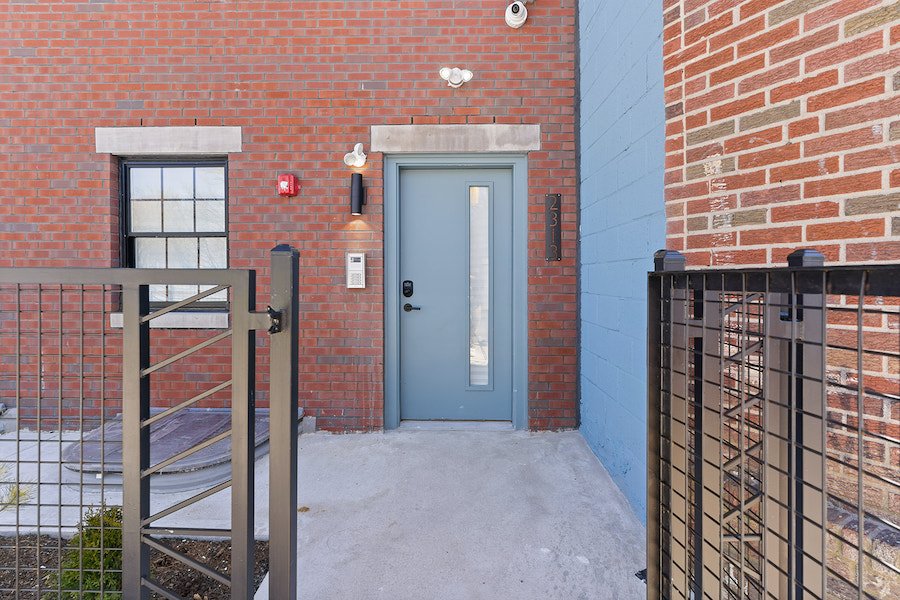 2313_N_33rd_Street__1A_apartments-for-rent-in-philadelphia-exterior-4.jpg