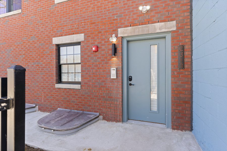 2313_N_33rd_Street__1A_apartments-for-rent-in-philadelphia-exterior-5.jpg