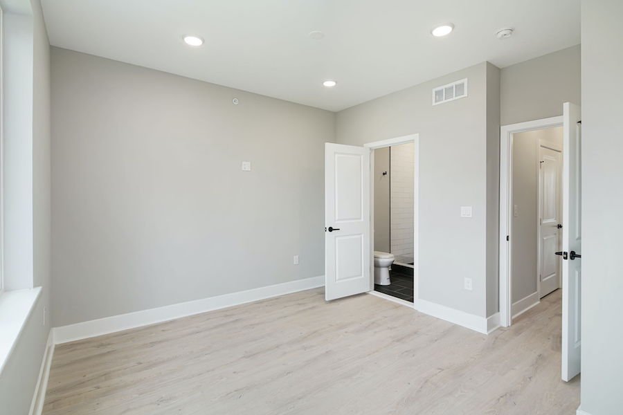 3007-ridge-ave-philadelphia-master-bedroom.jpg